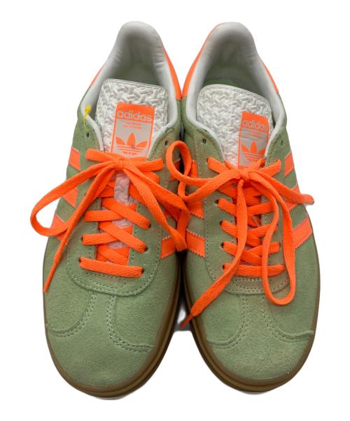 adidas（アディダス）adidas (アディダス) ガゼルボールド / Gazelle Bold　ローカットスニーカー グリーン×オレンジ サイズ:23.5の古着・服飾アイテム