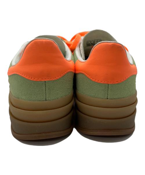 adidas（アディダス）adidas (アディダス) ガゼルボールド / Gazelle Bold　ローカットスニーカー グリーン×オレンジ サイズ:23.5の古着・服飾アイテム