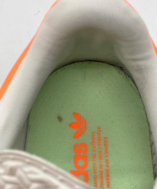 adidas（アディダス）adidas (アディダス) ガゼルボールド / Gazelle Bold　ローカットスニーカー グリーン×オレンジ サイズ:23.5の古着・服飾アイテム