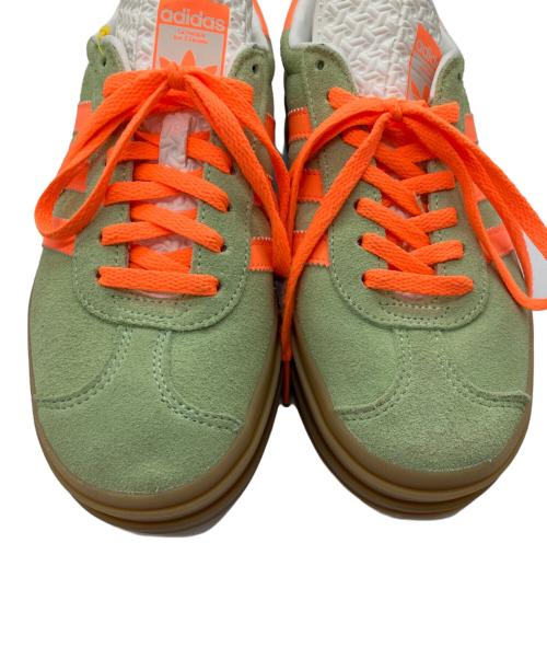adidas（アディダス）adidas (アディダス) ガゼルボールド / Gazelle Bold　ローカットスニーカー グリーン×オレンジ サイズ:23.5の古着・服飾アイテム