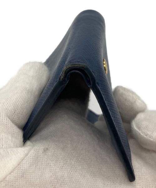 PRADA（プラダ）PRADA (プラダ) サフィアーノ　メタルロゴ　ミニウォレット　3つ折り財布 ブルーの古着・服飾アイテム
