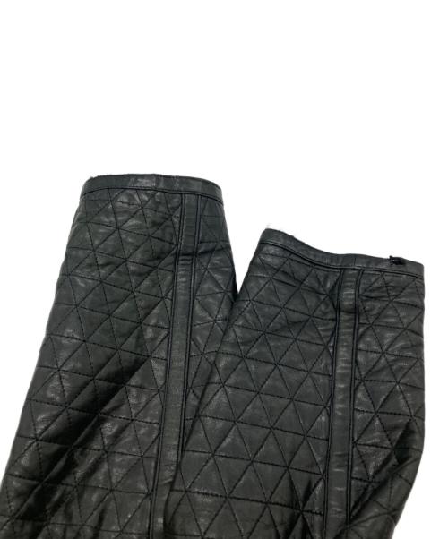 ARMANI COLLEZIONI（アルマーニ コレツィオーニ）ARMANI COLLEZIONI (アルマーニ コレツィオーニ) キルティング ラムレザージャケット ブラック サイズ:48の古着・服飾アイテム