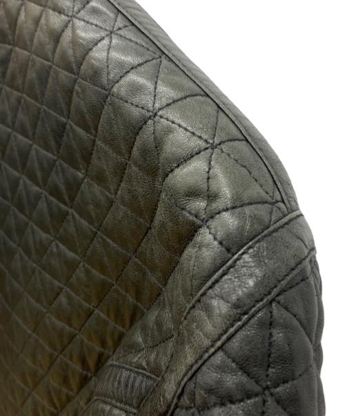 ARMANI COLLEZIONI（アルマーニ コレツィオーニ）ARMANI COLLEZIONI (アルマーニ コレツィオーニ) キルティング ラムレザージャケット ブラック サイズ:48の古着・服飾アイテム