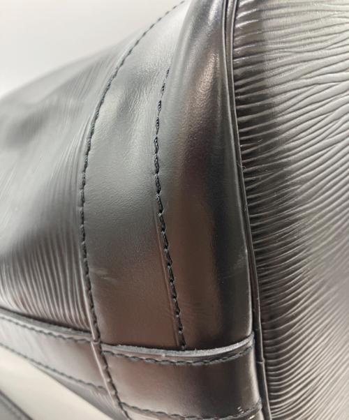 LOUIS VUITTON（ルイ ヴィトン）LOUIS VUITTON (ルイ ヴィトン) エピ ノエ ショルダーバッグ レザー ノワール ブラックの古着・服飾アイテム