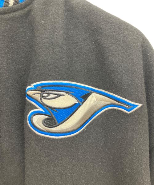 GENUINE MERCHANDISE（ジェニュイン マーチャンダイズ）GENUINE MERCHANDISE (ジェニュイン マーチャンダイズ) JH Design (ジェイエイチデザイン) トロントブルージェイズ コラボリバーシブルスタジャン ブラック サイズ:6Ｘの古着・服飾アイテム
