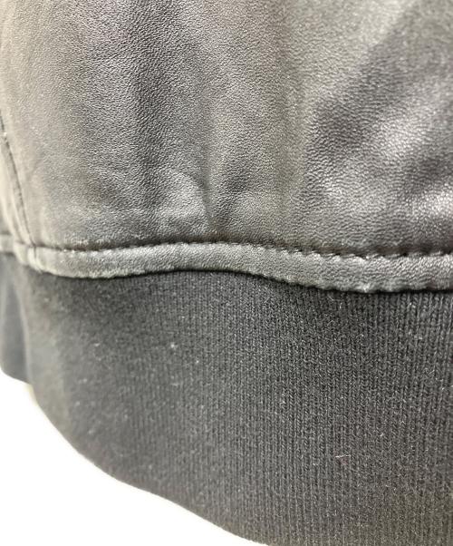 FRED PERRY（フレッドペリー）FRED PERRY (フレッドペリー) ラムレザートラックジャケット ブラック サイズ:Ｓの古着・服飾アイテム