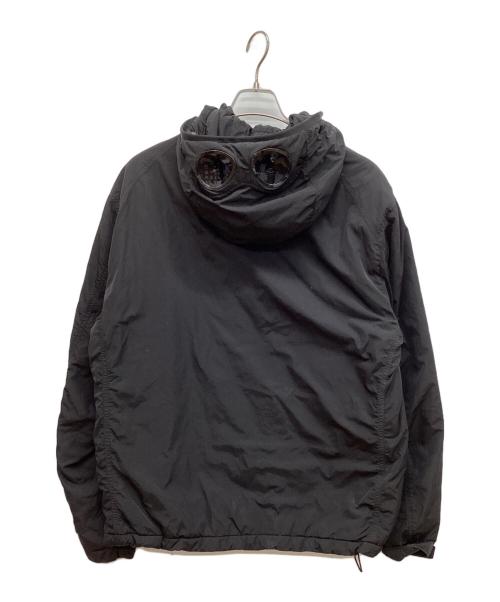 C.P COMPANY（シーピーカンパニー）C.P COMPANY (シーピーカンパニー) MEDIUM JACKET IN CHROME-Rミディアム ジャケット イン クローム アール（or クロム アール）　ゴーグル中綿ジャケット　 ブラック サイズ:Lの古着・服飾アイテム
