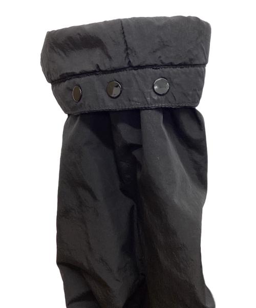 C.P COMPANY（シーピーカンパニー）C.P COMPANY (シーピーカンパニー) MEDIUM JACKET IN CHROME-Rミディアム ジャケット イン クローム アール（or クロム アール）　ゴーグル中綿ジャケット　 ブラック サイズ:Lの古着・服飾アイテム