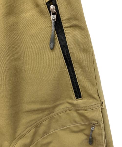 finetrack（ファイントラック）finetrack (ファイントラック) ストームゴージュアルパインパンツ カーキ サイズ:Sの古着・服飾アイテム