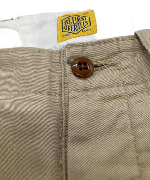 THE BLUEST OVERALLS（ザ ブルーエスト オーバーオールズ）THE BLUEST OVERALLS (ザ ブルーエスト オーバーオールズ) CHINOS チノパンツ ベージュ サイズ:32の古着・服飾アイテム