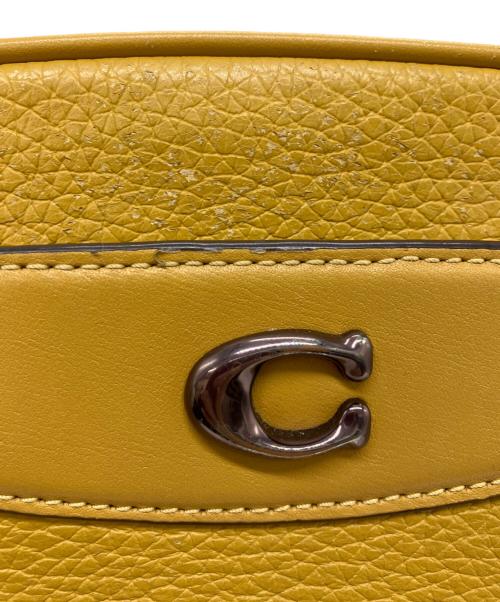 COACH（コーチ）COACH (コーチ) カメラバッグ イエローの古着・服飾アイテム