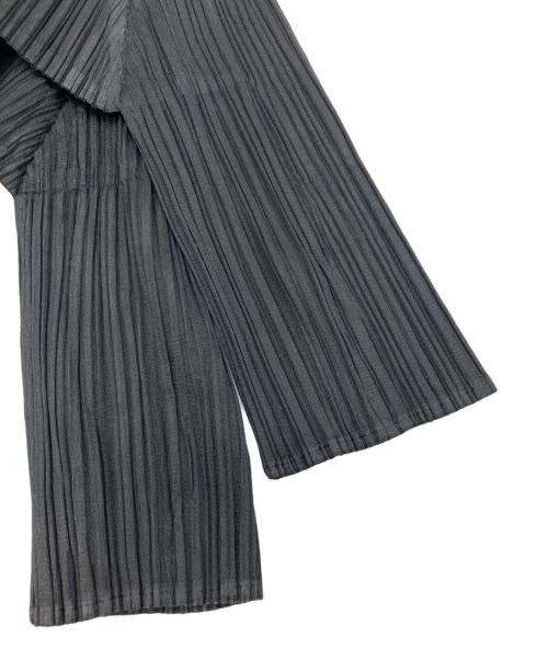 PLEATS PLEASE（プリーツプリーズ）PLEATS PLEASE (プリーツプリーズ) 19SSプリーツ変形ワンピース　ミッドレングス プリーツ ドレス ブラック サイズ:SIZE 3の古着・服飾アイテム