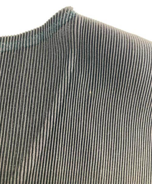 PLEATS PLEASE（プリーツプリーズ）PLEATS PLEASE (プリーツプリーズ) プリーツタンクトップ　ノースリーブブラウス チャコールグレー サイズ:3の古着・服飾アイテム