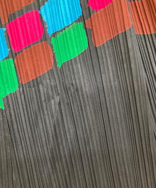 PLEATS PLEASE（プリーツプリーズ）PLEATS PLEASE (プリーツプリーズ) 幾何柄プリーツボリュームスカート ブラック サイズ:5の古着・服飾アイテム