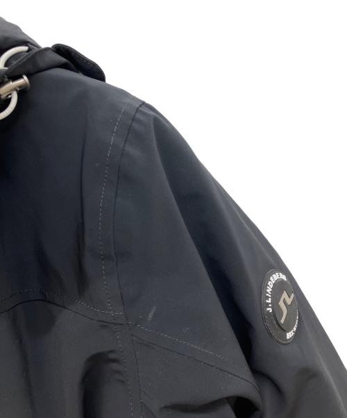 J. LINDEBERG（ジェイリンドバーグ）J. LINDEBERG (ジェイリンドバーグ) モーフィットジャケット スキーウェア　ジップアップナイロンジャケット ブラック サイズ:FREEの古着・服飾アイテム