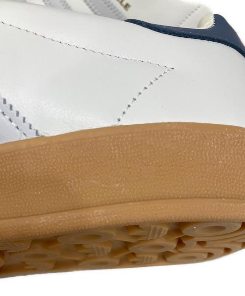 adidas（アディダス）adidas (アディダス) GAZELLE INDOOR　ガゼルインドア ホワイト サイズ:28cmの古着・服飾アイテム