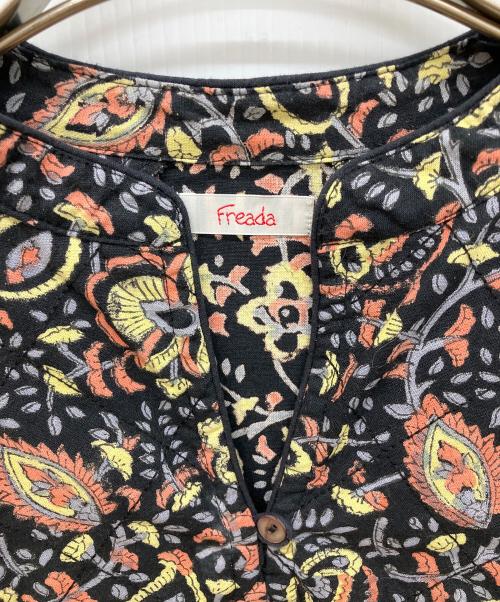 freada（フリーダ）freada (フリーダ) 総柄ワンピース ブラック サイズ:Fの古着・服飾アイテム