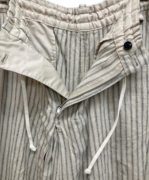 s'yte（サイト）s'yte (サイト) Linen/Cotton Butcher Stripe Hakama Balloon Pants　ワイドハカマバルーンパンツ アイボリー サイズ:SIZE 3の古着・服飾アイテム