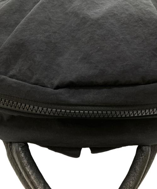 nizyukano（ニジュウカノウ）nizyukano (ニジュウカノウ) 軽量ライトナイロンリュック ブラックの古着・服飾アイテム