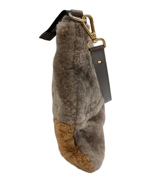 IO PELLE per ear（イオペレ）IO PELLE per ear (イオペレ) ショルダーバッグ ブラウンの古着・服飾アイテム