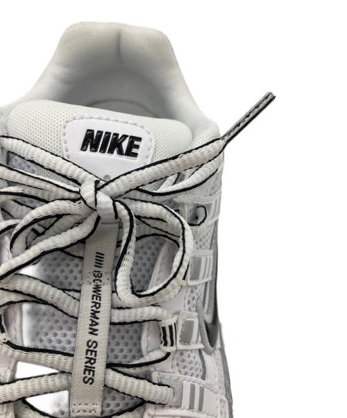 NIKE（ナイキ）NIKE (ナイキ) P-6000　ローカットスニーカー ホワイト サイズ:24.5cmの古着・服飾アイテム