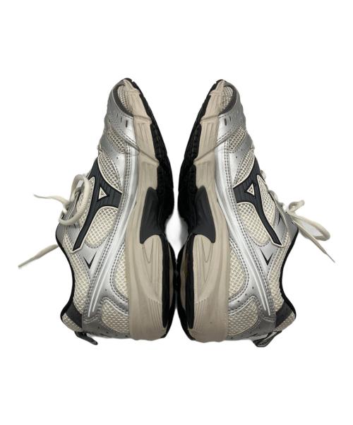 MIZUNO（ミズノ）MIZUNO (ミズノ) MXR　ローカットスニーカー シルバー サイズ:24の古着・服飾アイテム
