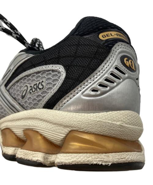 asics（アシックス）asics (アシックス) GEL-NIMBUS 10.1　ゲル ニンバス　ローカットスニーカー シルバー サイズ:27cmの古着・服飾アイテム