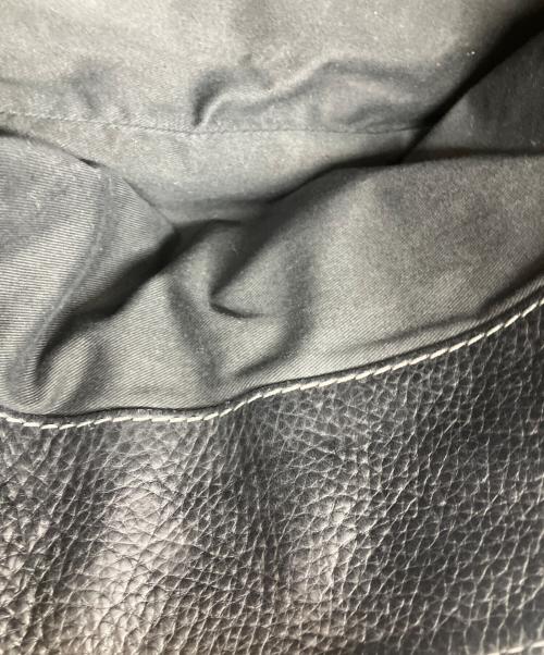 Chloe（クロエ）Chloe (クロエ) レザーパディントントートバッグ　Paddington Zip Leather Shopping Tote ブラックの古着・服飾アイテム