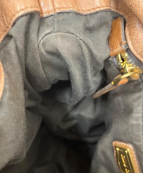 MIU MIU（ミュウミュウ）MIU MIU (ミュウミュウ) Vitello Lux Ribbon 2WAYショルダーバッグ　　ヴィッテロ・ラックス・リボン・ツーウェイ・ショルダーバッグ ブラウンの古着・服飾アイテム