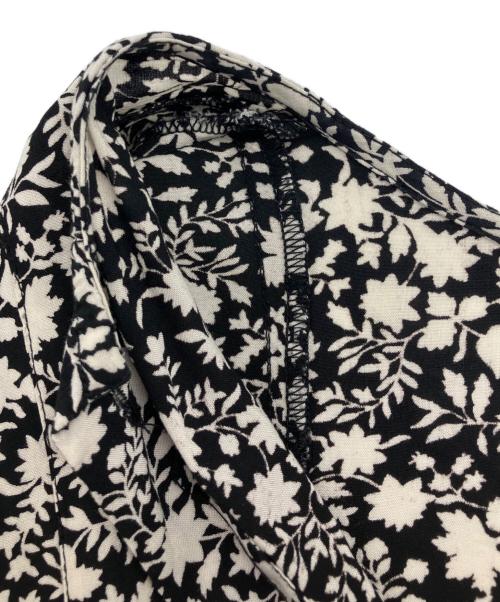 KAGURE（カグレ）kagure (カグレ) モノトーンプリントワンピース ブラックの古着・服飾アイテム