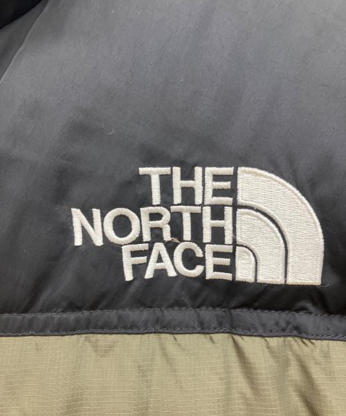THE NORTH FACE（ザ ノース フェイス）THE NORTH FACE (ザ ノース フェイス) ヌプシフーディーダウンジャケット　ワンポイントジャケット カーキ サイズ:Mの古着・服飾アイテム