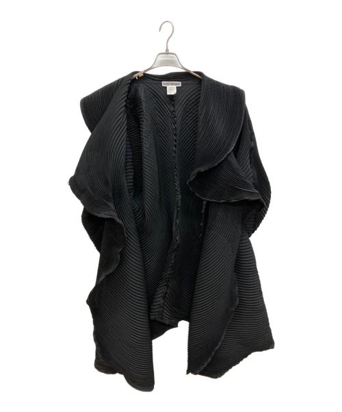 ISSEY MIYAKE（イッセイミヤケ）ISSEY MIYAKE (イッセイミヤケ) プリーツデザインスチームストレッチコート ブラック サイズ:2の古着・服飾アイテム
