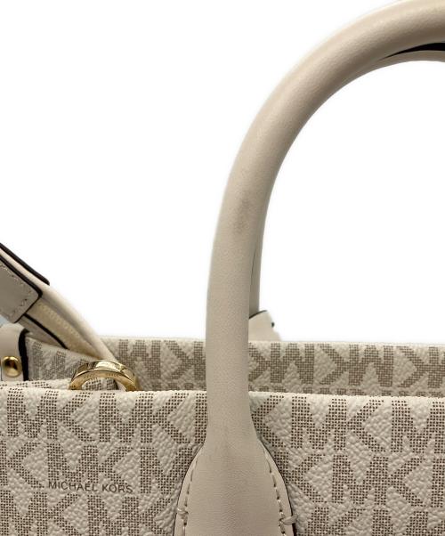 MICHAEL KORS（マイケル・コース）MICHAEL KORS (マイケル・コース) MIRELLA S MKシグネチャー ハンドバッグ ホワイトの古着・服飾アイテム