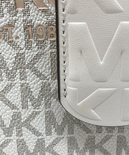 MICHAEL KORS（マイケル・コース）MICHAEL KORS (マイケル・コース) MIRELLA S MKシグネチャー ハンドバッグ ホワイトの古着・服飾アイテム