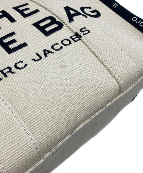 MARC JACOBS（マークジェイコブズ）MARC JACOBS (マークジェイコブズ) ザ　ジャカード トート バッグ　2Wayバッグ アイボリーの古着・服飾アイテム