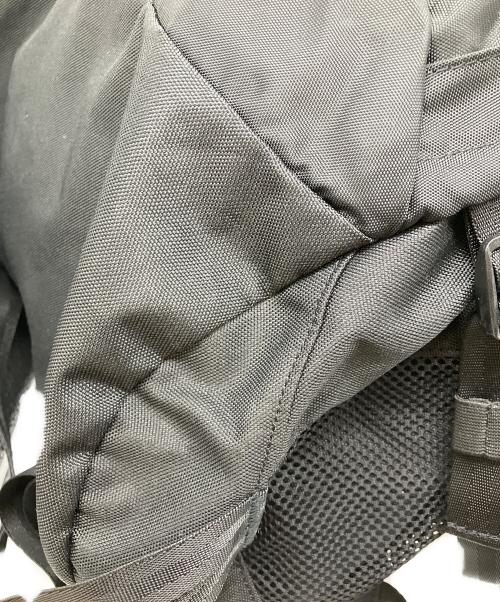 Coleman（コールマン）Coleman (コールマン) BEAUTY&YOUTH (ビューティーアンドユース) 別注コールマン ウォーカー33　コラボバックパック　リュック ブラックの古着・服飾アイテム