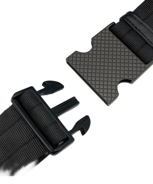 BOTTEGA VENETA（ボッテガベネタ）BOTTEGA VENETA (ボッテガベネタ) イントレチャートウエストポーチ/ウエストバッグ　ネロ ネロの古着・服飾アイテム