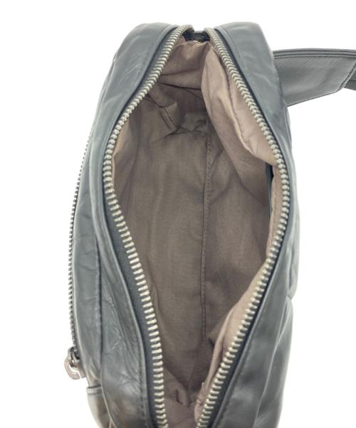 BOTTEGA VENETA（ボッテガベネタ）BOTTEGA VENETA (ボッテガベネタ) イントレチャートウエストポーチ/ウエストバッグ　ネロ ネロの古着・服飾アイテム