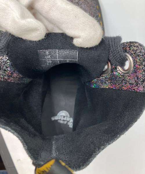 Dr.Martens（ドクターマーチン）Dr.Martens (ドクターマーチン) MOLLY　6ホールブーツ シルバー サイズ:UK 6の古着・服飾アイテム