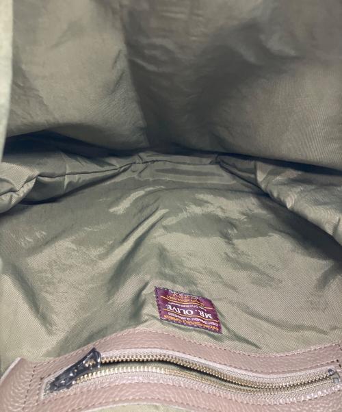 MR.OLIVE E.O.I（ミスターオリーブ イーオーアイ）MR.OLIVE E.O.I (ミスターオリーブ イーオーアイ) MILANO GRAIN LEATHER ワンショルダーバッグ オリーブの古着・服飾アイテム