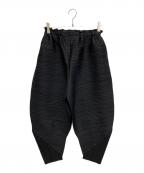 PLEATS PLEASEプリーツプリーズ）の古着「プリーツサルエルパンツ」｜ブラック