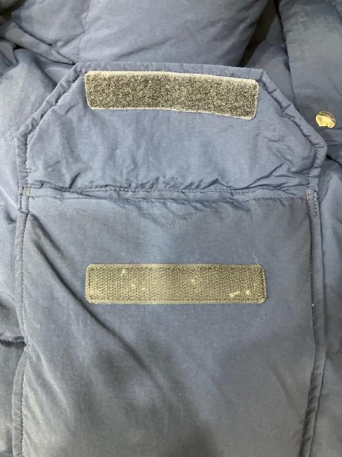 THE NORTH FACE（ザ ノース フェイス）THE NORTH FACE (ザ ノース フェイス) キャンプシェラショートダウンジャケット ネイビー サイズ:Mの古着・服飾アイテム