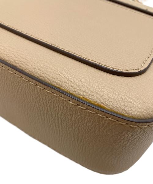 CHARLES & KEITH（チャールズアンドキース）CHARLES & KEITH (チャールズアンドキース) チェーンショルダーバッグ ブラウンの古着・服飾アイテム