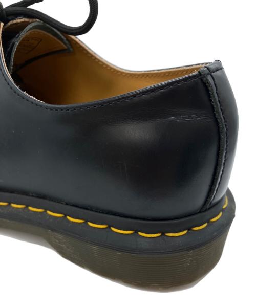 Dr.Martens（ドクターマーチン）Dr.Martens (ドクターマーチン) 3ホールシューズ ブラック サイズ:UK　7の古着・服飾アイテム