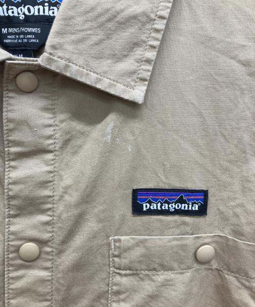 Patagonia（パタゴニア）Patagonia (パタゴニア) Lightweight All-Wear Hemp Coaches Jkt　ライトウェイト・オールウェア・ヘンプ・コーチズ・ジャケット　コーチジャケット　 ベージュ サイズ:Mの古着・服飾アイテム