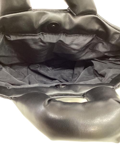 olend（オレンド）olend (オレンド) VEGAN LEATHER MICRO ONA ブラックの古着・服飾アイテム