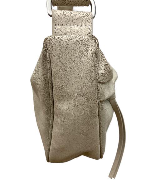 ZARA（ザラ）ZARA (ザラ) エクリュカラーダメージ加工ショルダーバッグ ホワイトの古着・服飾アイテム
