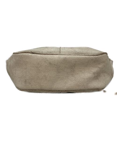 ZARA（ザラ）ZARA (ザラ) エクリュカラーダメージ加工ショルダーバッグ ホワイトの古着・服飾アイテム