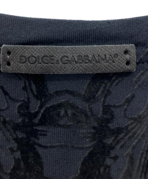 DOLCE & GABBANA（ドルチェ＆ガッバーナ）DOLCE & GABBANA (ドルチェ＆ガッバーナ) ベロアレースプリントTシャツ ブラック サイズ:50の古着・服飾アイテム