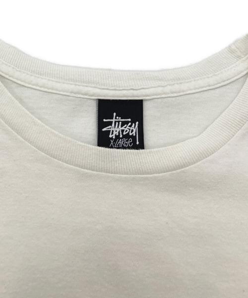 stussy（ステューシー）stussy (ステューシー) プリントTシャツ ホワイト サイズ:XLの古着・服飾アイテム